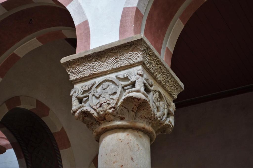 Hildesheim: Michaeliskirche Kapitell der Mittelschiffarkaden zum nördlichen Seitenschiff (2022)