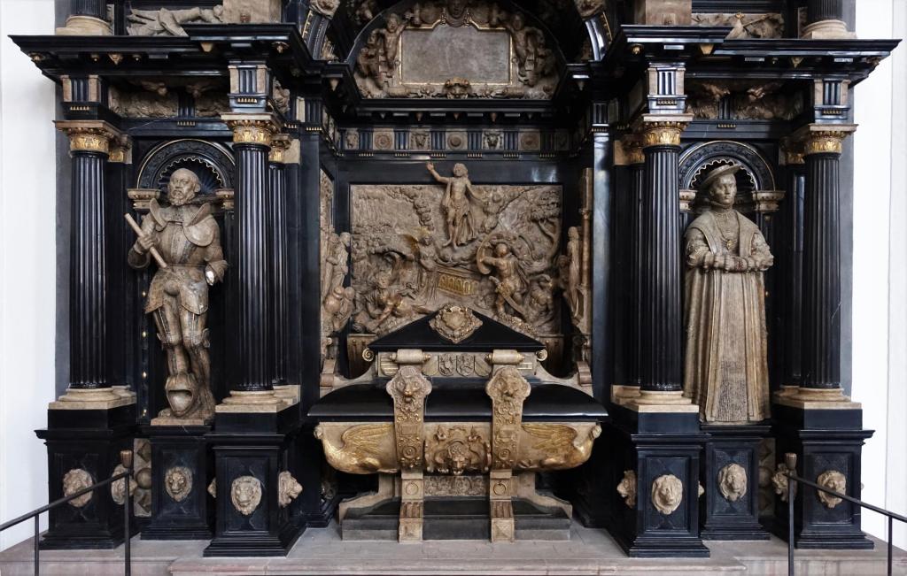 Kassel: Martinskirche Grabdenkmal für Landgraf Philipp den Großmütigen (2022)