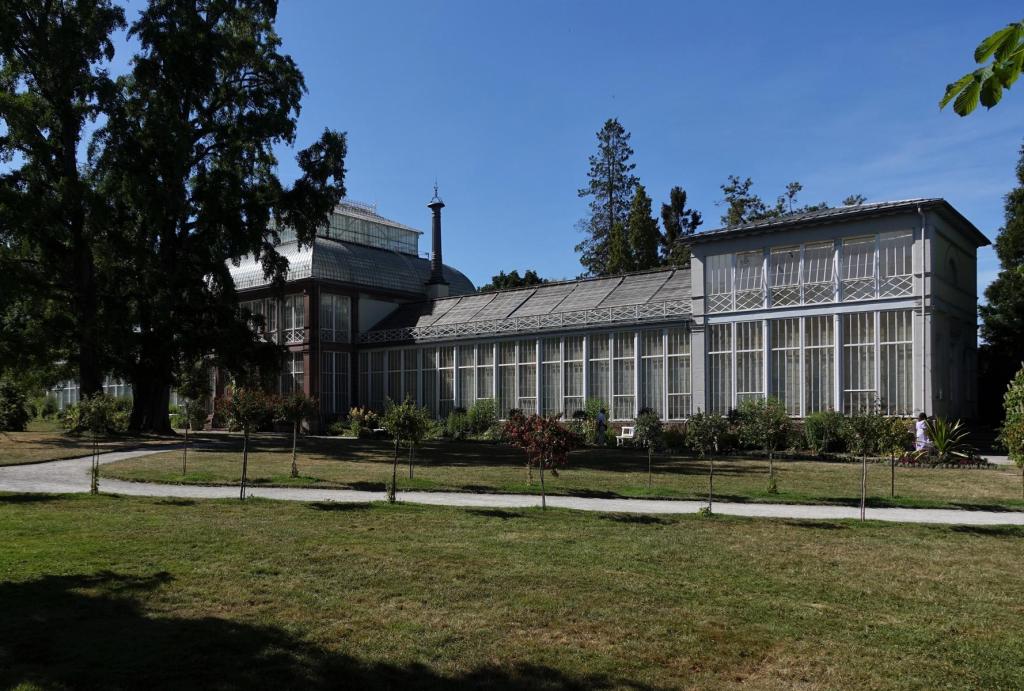 Kassel: Gewächshaus beim Schloss Wilhelmshöhe (2022)