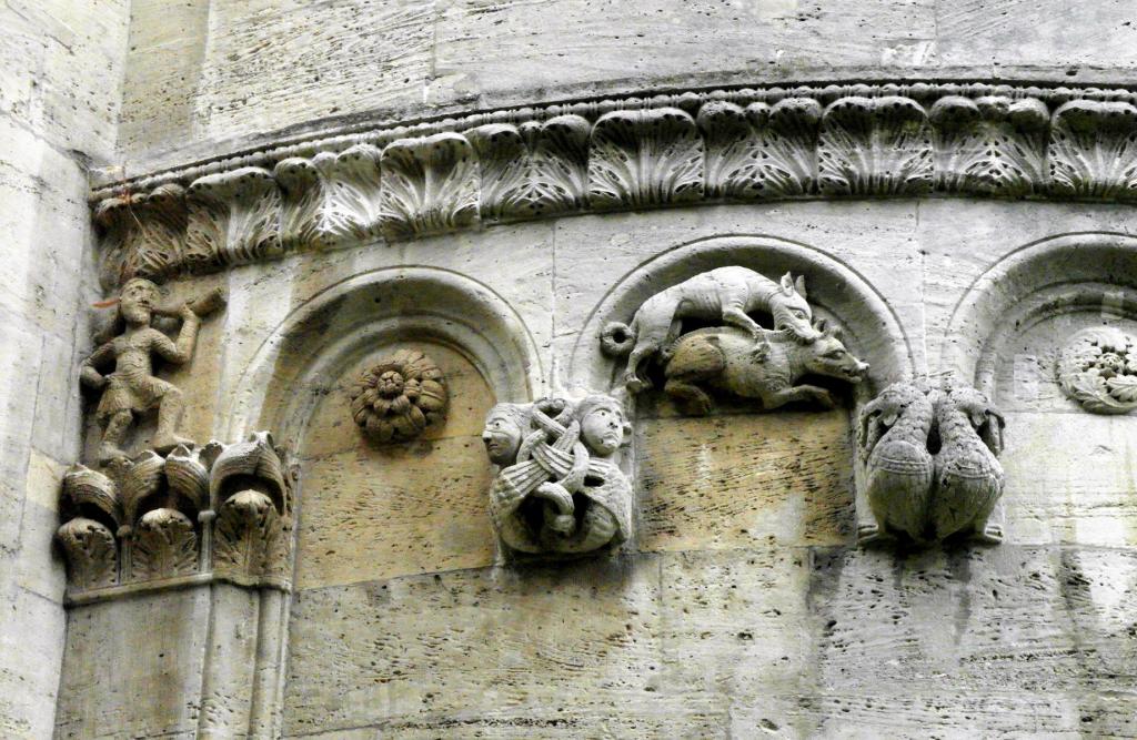 Königslutter: Kaiserdom Jagdfries an der Apsis (2015)