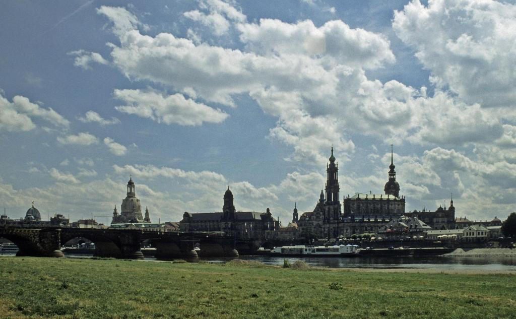 Dresden: Blick über die Elbe (2006)