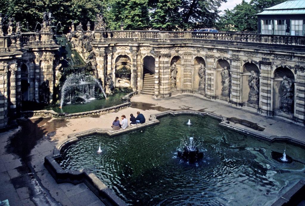 Dresden: Zwinger Nymphenbad (1994)