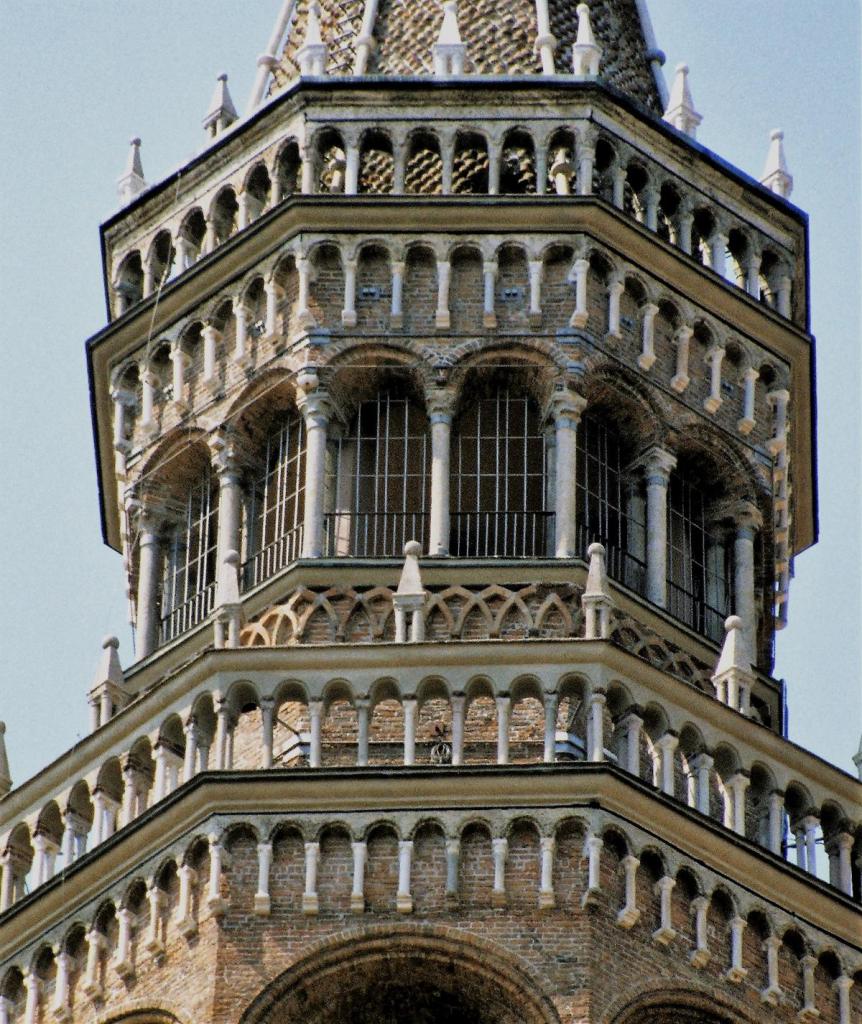 Cremona: Glockenturm [Torrazzo] des Doms (2002)