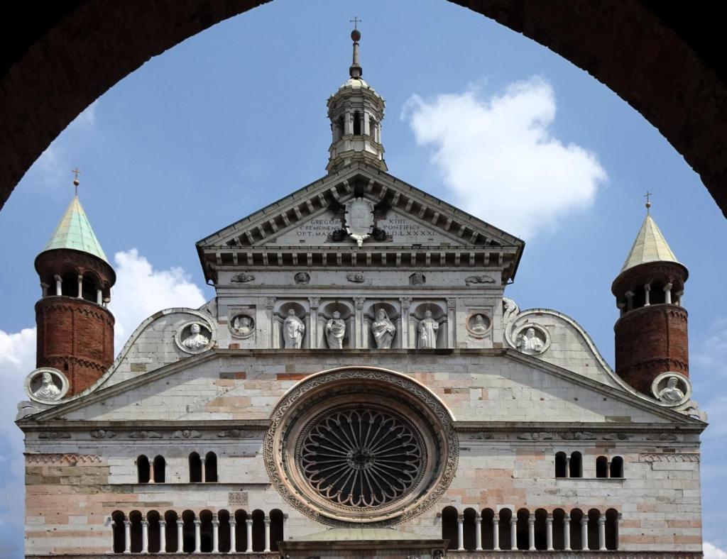 Cremona: Dom Westfassade (2024)
