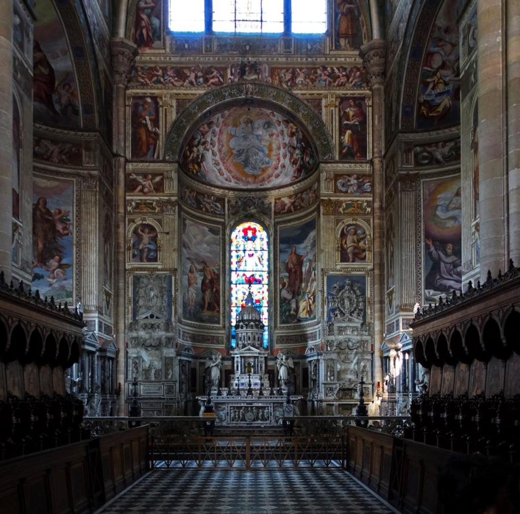 Kartause von Pavia: Kirche Chor (2024)