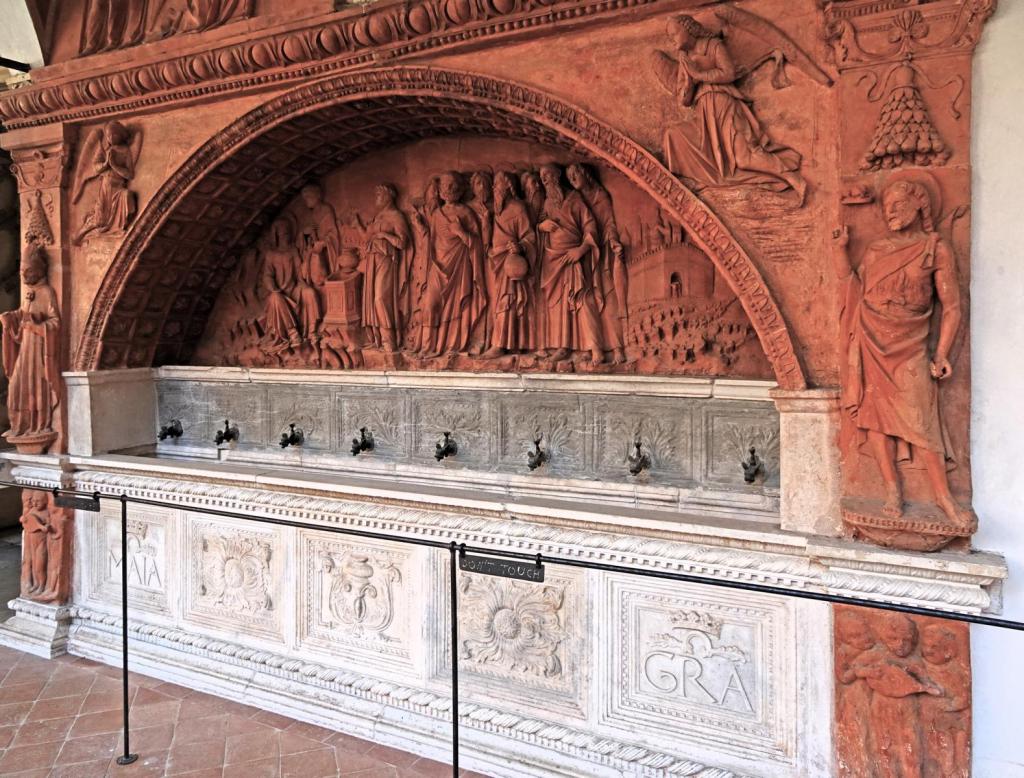 Kartause von Pavia: Kleiner Kreuzgang Lavabo (2024)