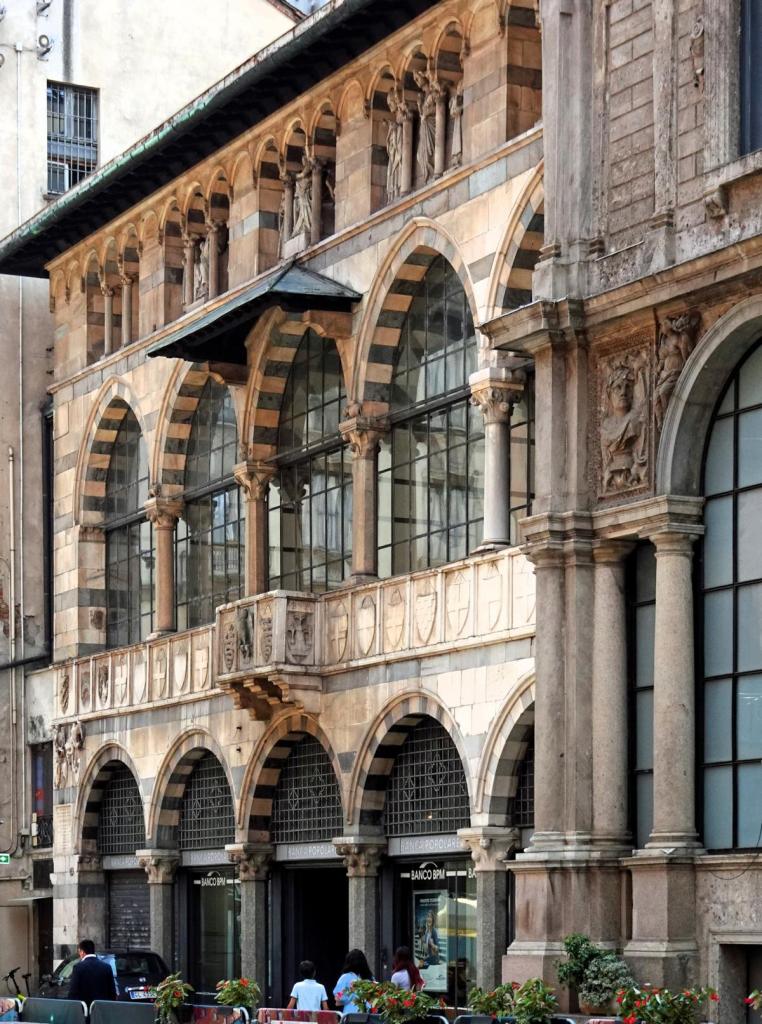 Mailand: Marktplatz Loggia der Osii (2024)