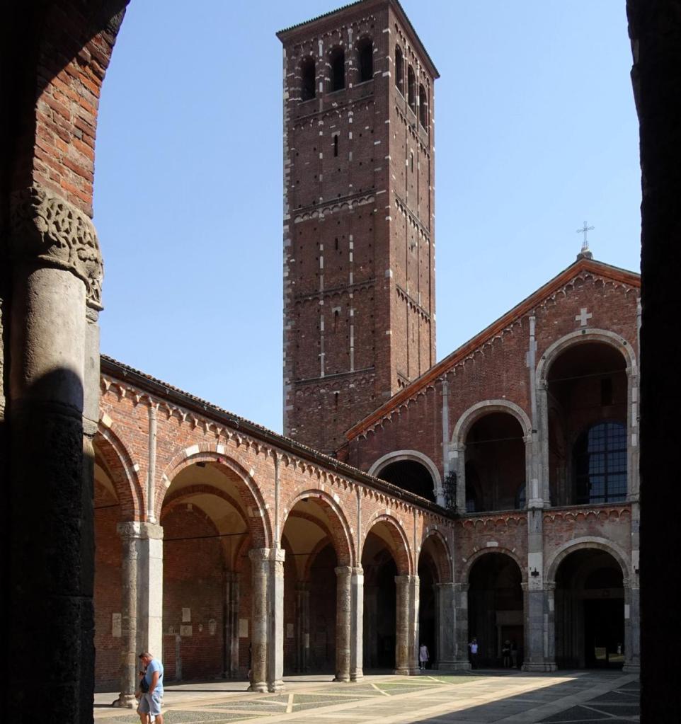 Mailand: Sant'Ambrogio Atrium (2024)