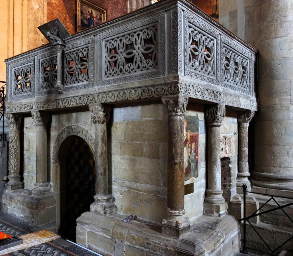 Pavia: San Michele Chorschranke (2024)