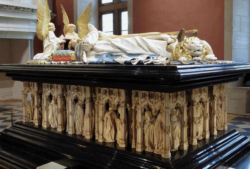 Dijon: Herzogspalast Gardesaal Grabmal Philipps des Kühnen (2024)