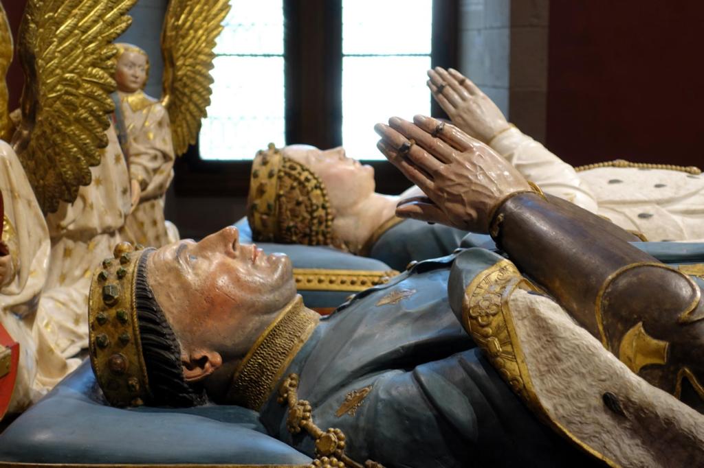 Dijon: Herzogspalast Gardesaal Grabmal von Johann Ohnefurcht und Margarete von Bayern (2024)