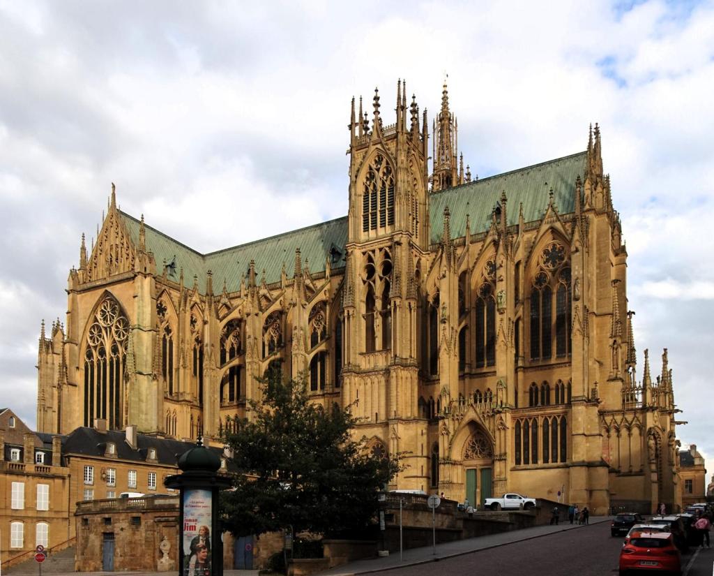 Metz: Kathedrale Nordwestansicht (2024)