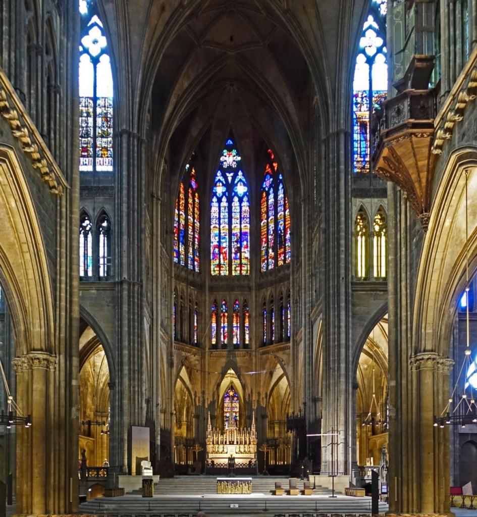 Metz: Kathedrale Blick zum Chor (2024)