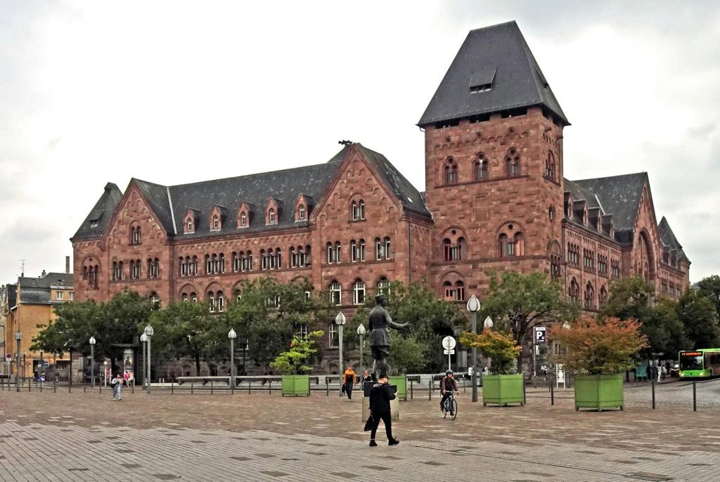 Metz: Hauptpost (2024)