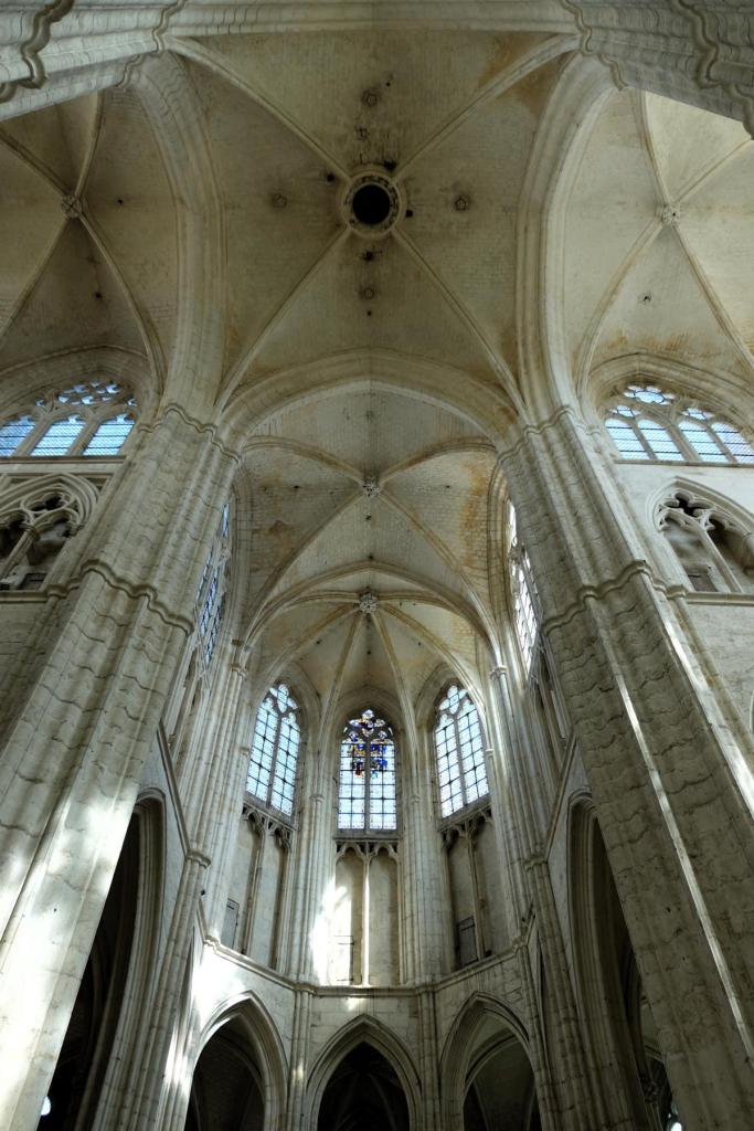 Auxerre: Germanuskirche [St-Germain] Vierung und Chorgewölbe (2024)