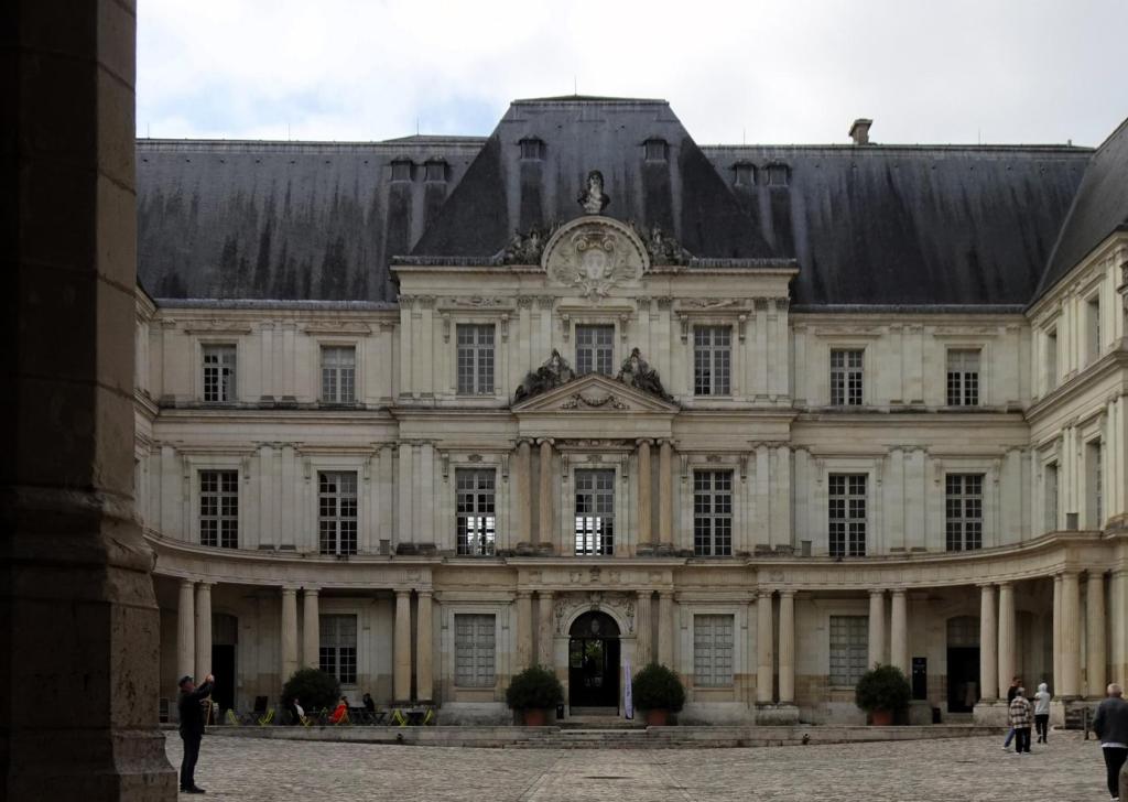 Blois: Schloss Innenhof Flügel von Gaston d´Orléans (2024)