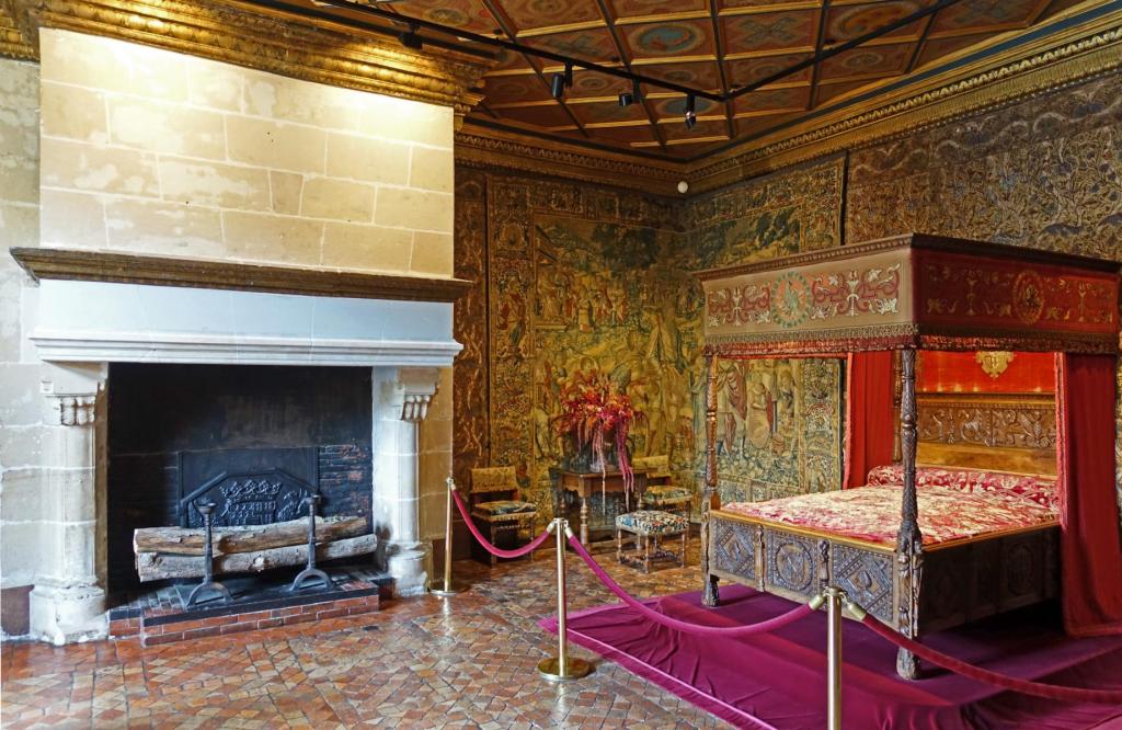 Schloss Chenonceau: Schlafzimmer der Katharina von Medici (2024)