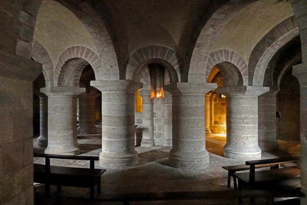 Fleury: Klosterkirche Krypta (2024)