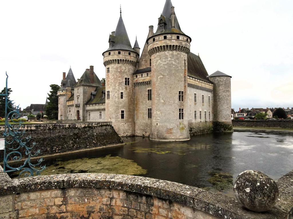 Sully: Schloss (2024)