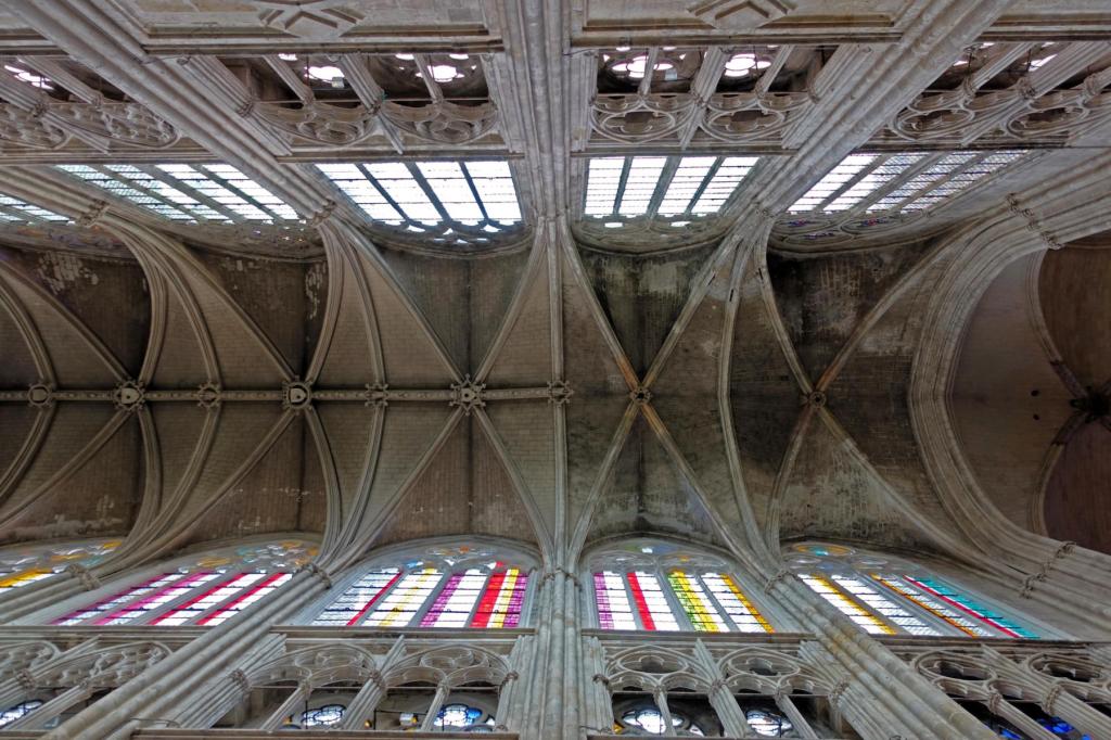 Tours: Kathedrale Gewölbe (2024)