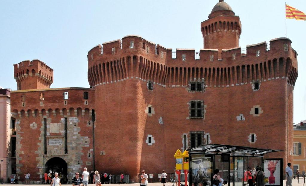 Perpignan: Stadttor Castillet (2013)