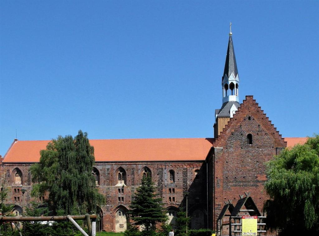 Kolbatz [poln. Kołbacz]: Klosterkirche (2012)