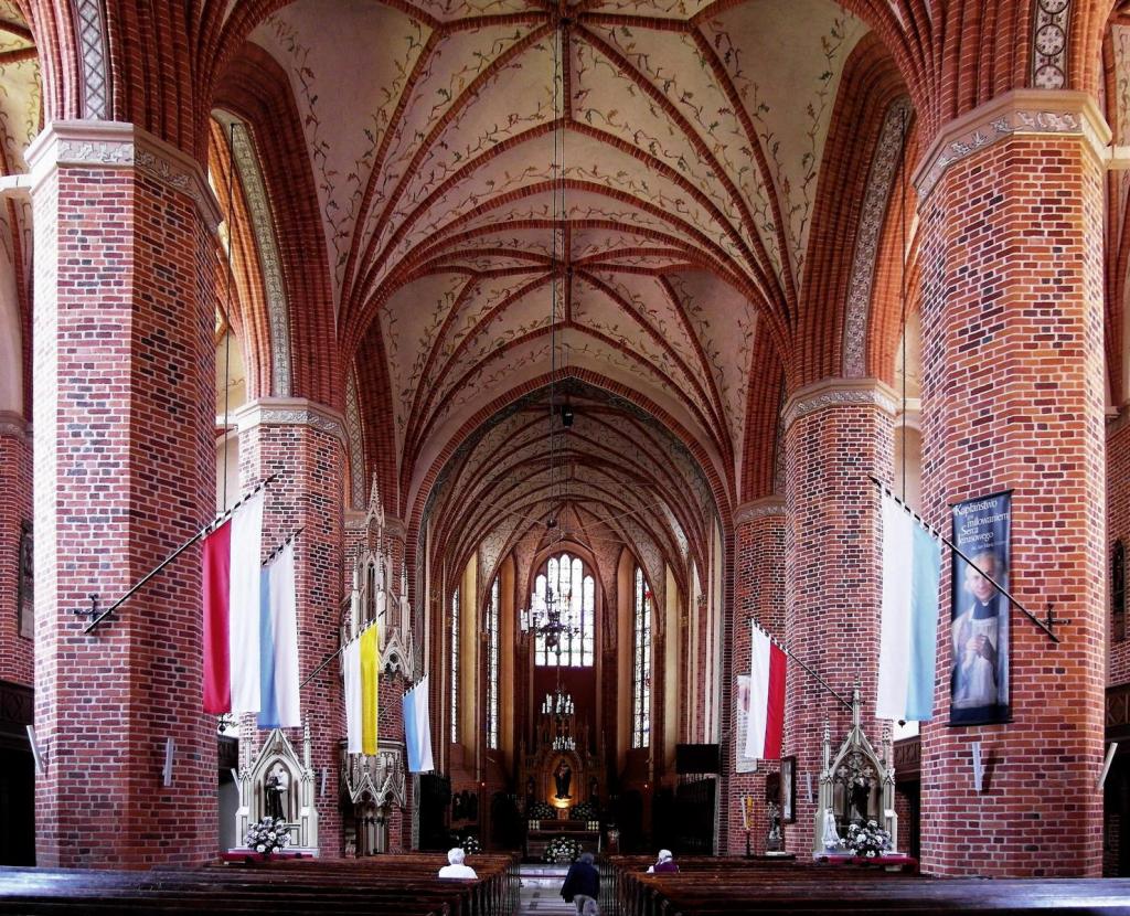 Treptow [poln. Trzebiatow]: Marienkirche (2012)