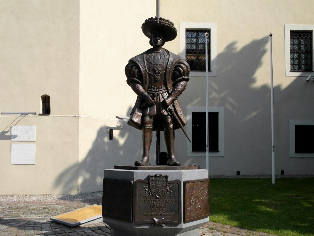 Stolp [poln. Słupsk]: Denkmal von Bogislaw X. (2012)