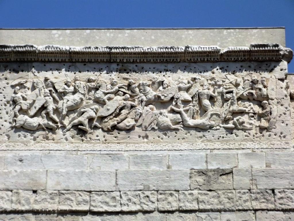 Orange: Römisches Tor (2013)