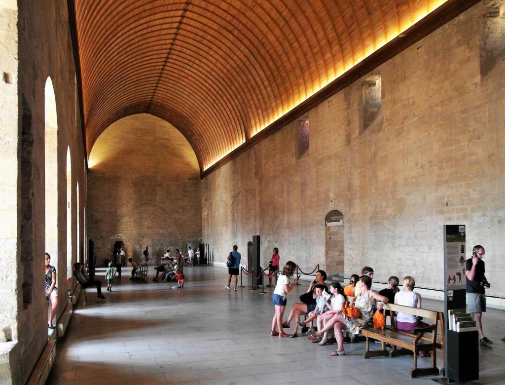Avignon: Papstpalast Alter Palast - Speisesaal [Grand Tinel] (2013)