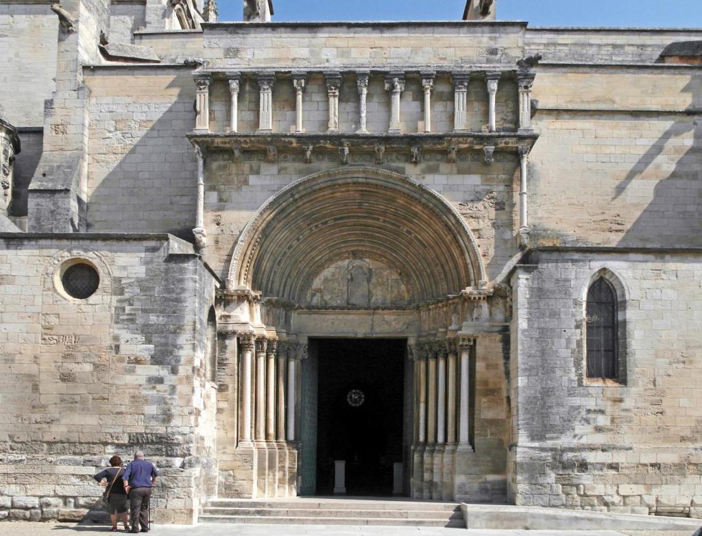 Tarascon: Marthakirche Portal (2013)