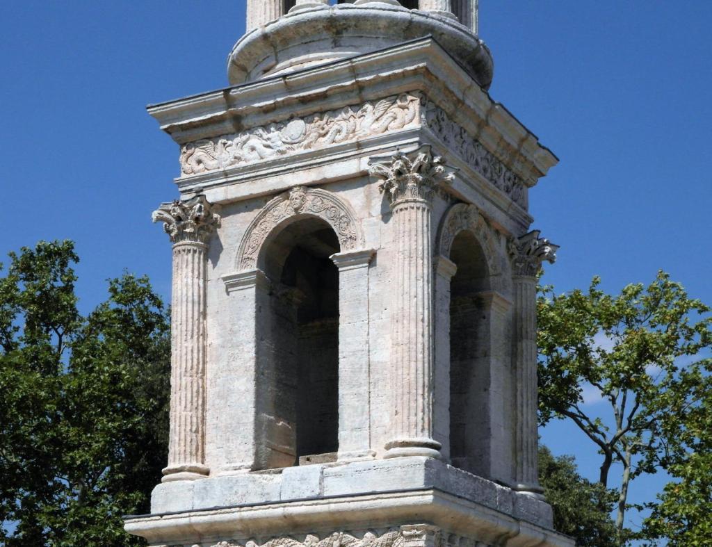 Glanum: Juliermonument (2013)