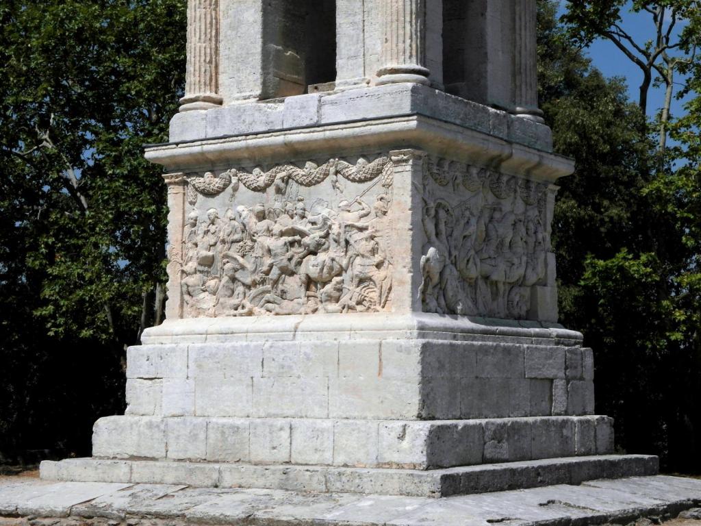 Glanum: Juliermonument (2013)
