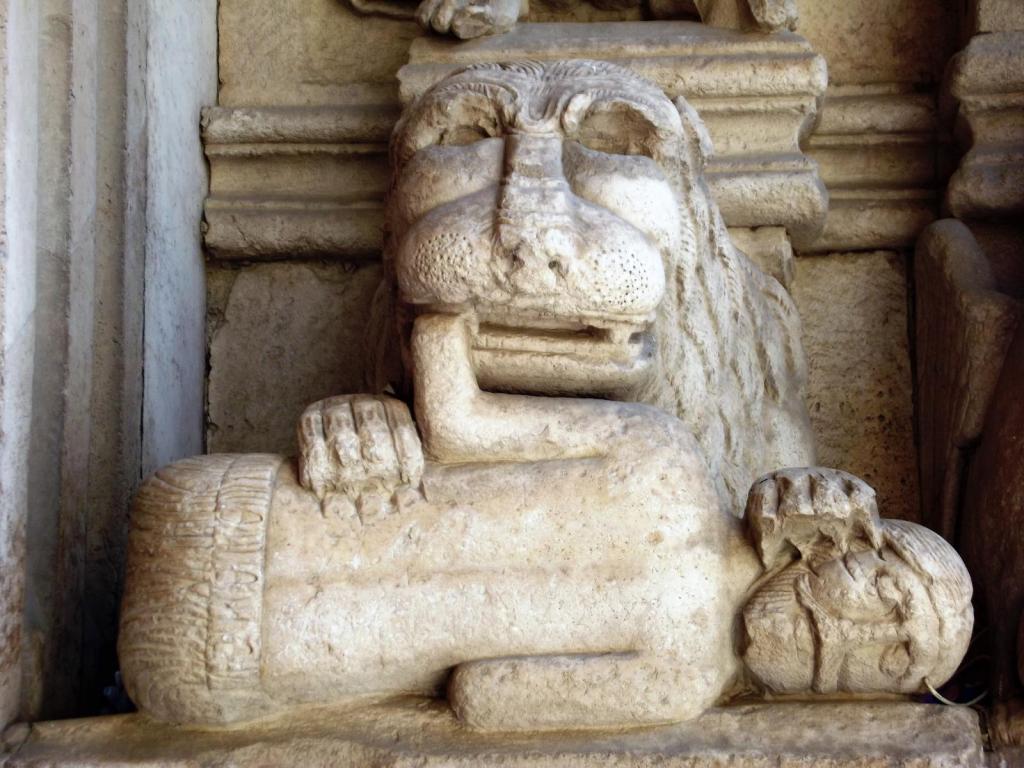Arles: Throphimuskirche Portal (2013)