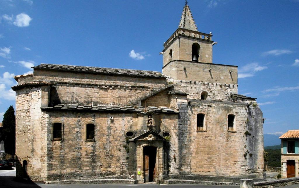 Venasque: romanische Kirche Notre Dame (2013)