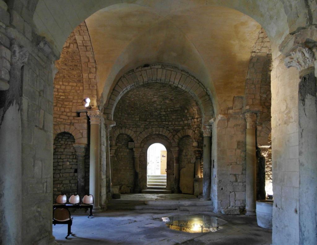 Venasque: Baptisterium (2013)