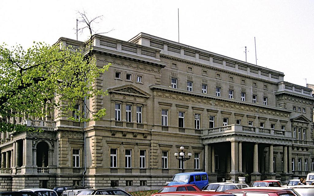 Belgrad: Altes Palais (1990)