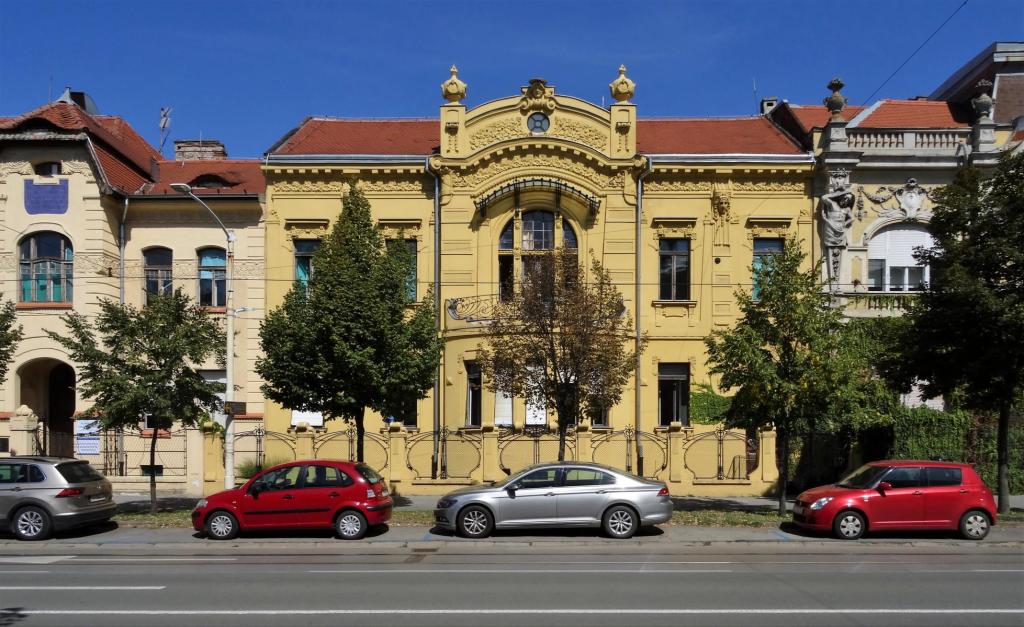 Esseg [kroat. Osijek]: Europäische Allee [früher Chavrakova-Straße] Haus Spitzer [1905] (2021)