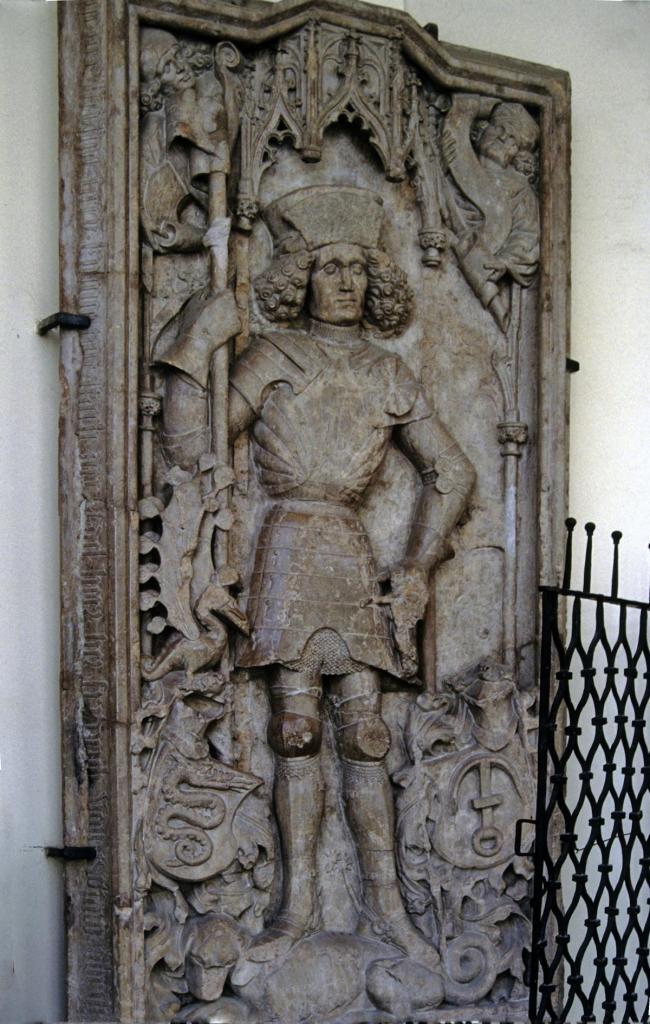 Pettau [slow. Ptuj]: Schloss Arkadenhof - Grabstein Friedrichs IX. von Pettau (1990)