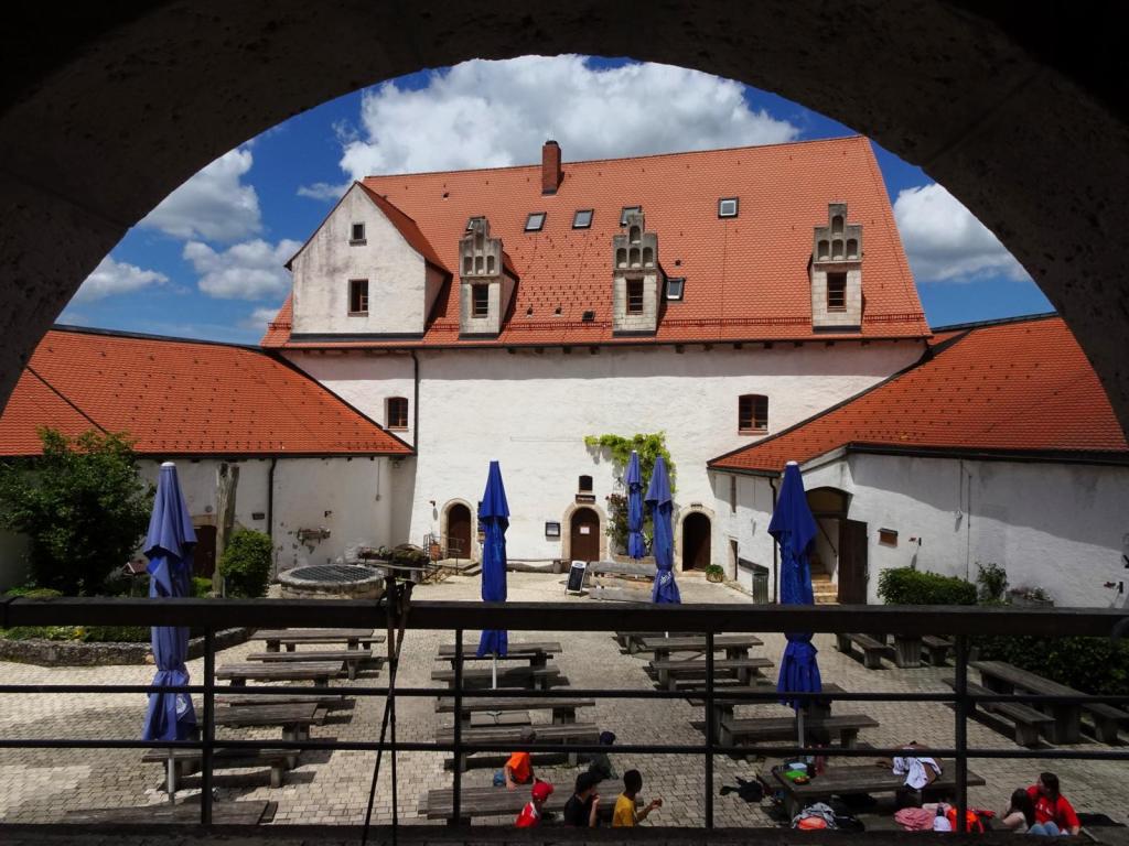 Burg Wildenstein: Hauptburg -Burghof (2024)