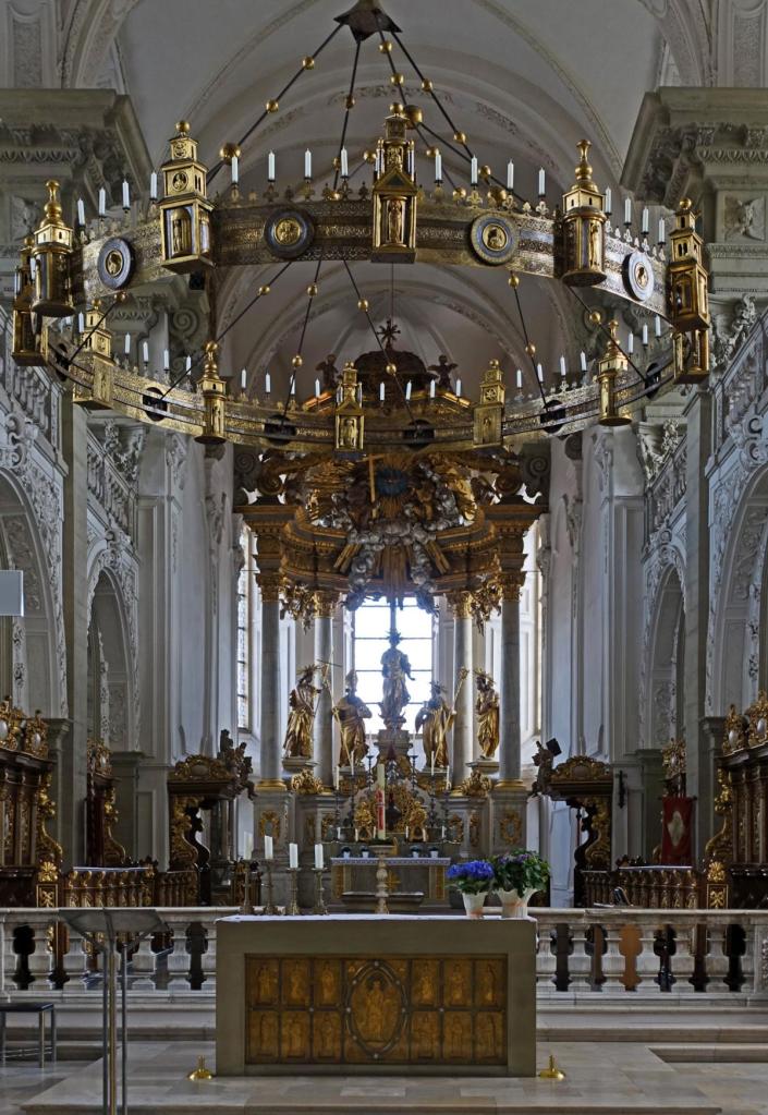 Kloster Großcomburg: Kirche Radleuchter und Antependium (2024)