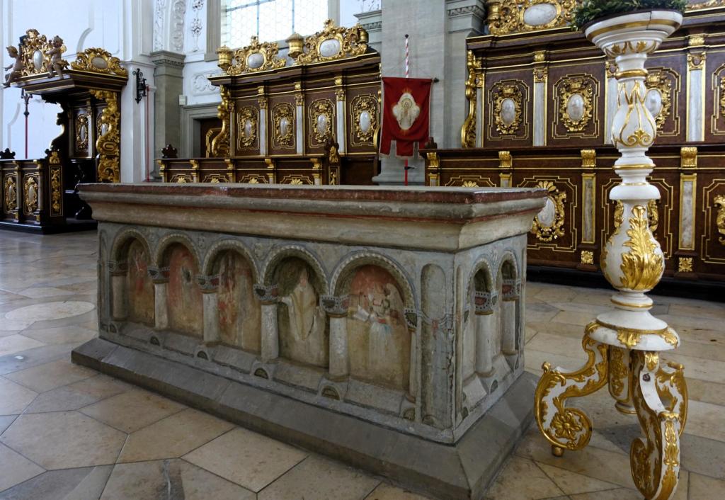 Kloster Großcomburg: Kirche Stiftersarkophag (2024)