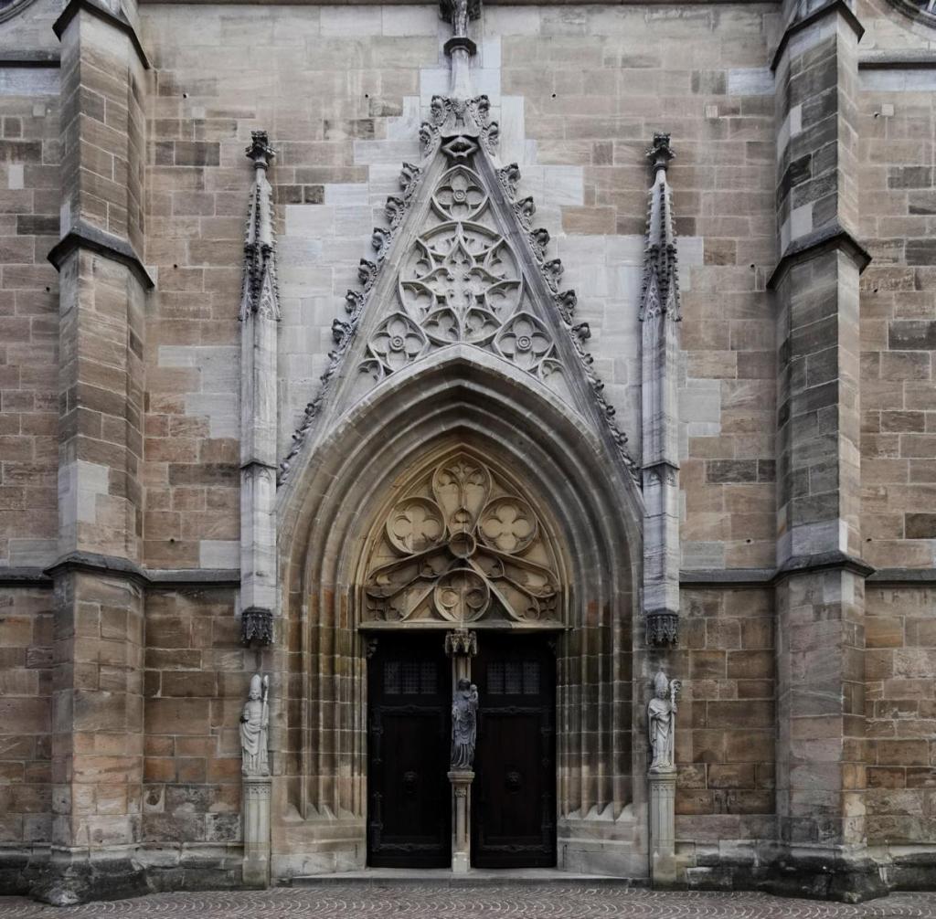 Schwäbisch Gmünd: Heiligkreuzmünster Westportal (2024)