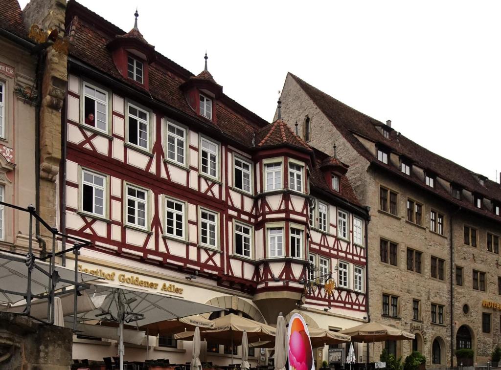 Schwäbisch Hall: Marktplatz Goldener Adler und Büschlerhaus (2024)