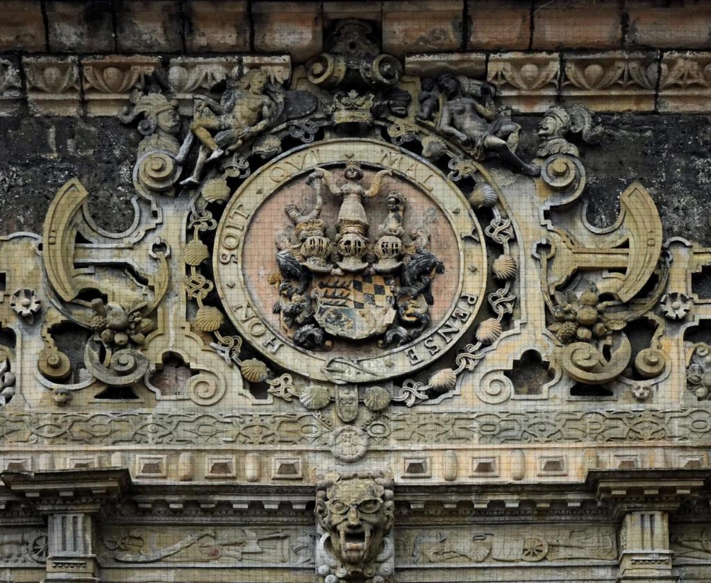 Tübingen: Schloss Hohentübingen Unteres Schlosstor (2024)