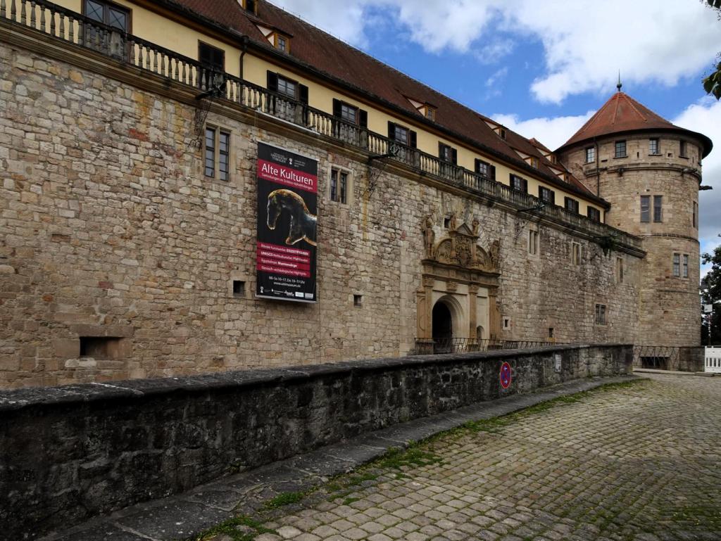 Tübingen: Schloss Hohentübingen Oberes Schlosstor und Nordostturm (2024)