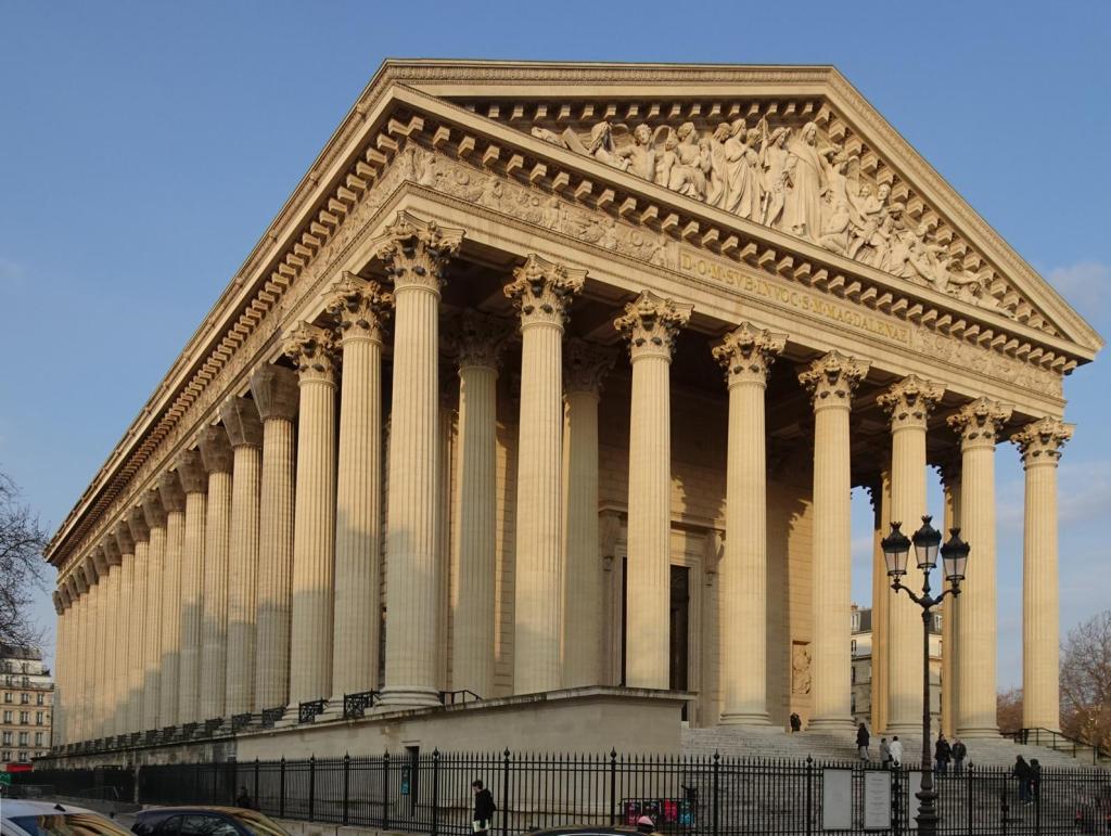 Paris: Madeleine (2025)