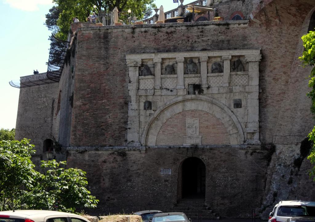 Perugia: Porta Marzia zur Rocca Paolina (2025)