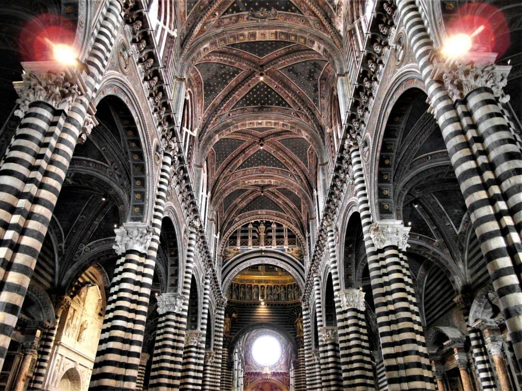 Siena: Dom (2017)