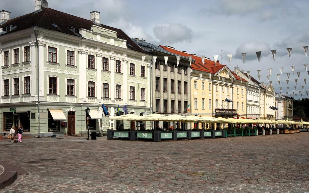 Dorpat [estn. Tartu]: Rathausplatz (2025)